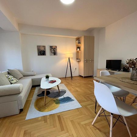 Best Value-Apartment in Skopje Buitenkant foto